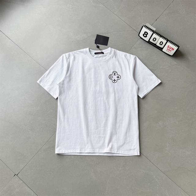 供250 【纯原臻品 】【顶级原版复刻】 - Louis Vuitton 几何图案圆环Logo字母印花纯色打底衫短袖T恤 男女同款 - 追求时尚与品质的你，怎能