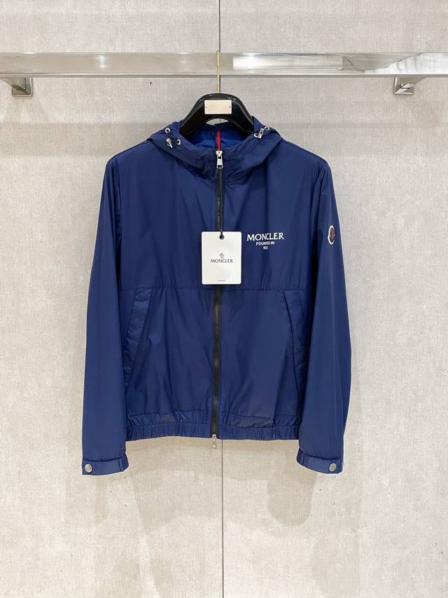 p380 Mo# 25春夏 男装高端梭织/风衣 系列外套 高端精品系列，男女同款，贸易公司渠道订单，官网专柜在售系列，业内独家首发经典主线里最抢手最火爆的系列男