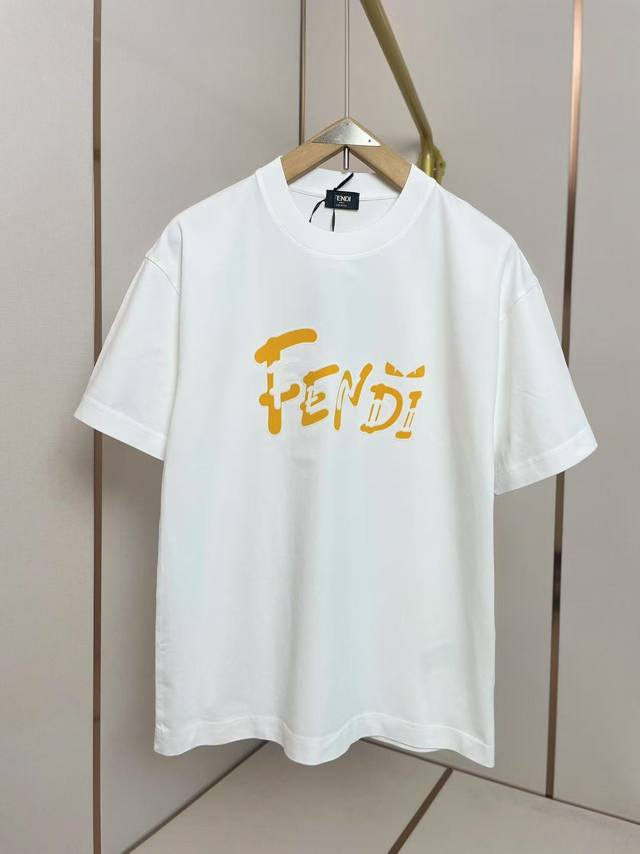 p170 芬迪新款立体Logot恤 双层螺纹领口 肩部通肩压条 280G纯棉面料 黑白双色 男女同款码数S-Xxl