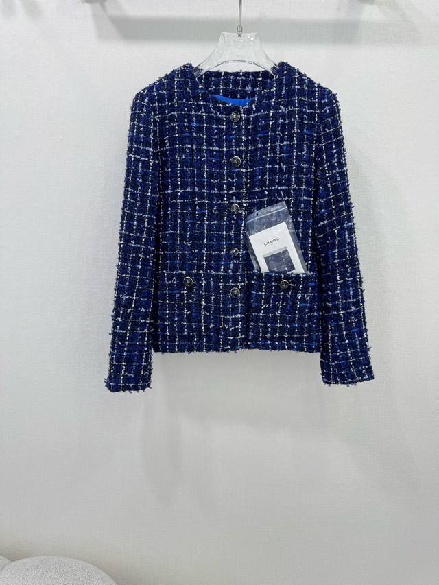 p620Chan*L 小香25秀场专柜同步花呢编织外套！100%山茶花真丝内衬 对比细节 区分版本！！手工挑边新花色宝石蓝真的太美了！原版定制100%真丝里衬，