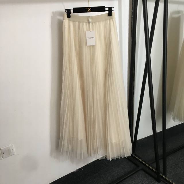 p260款号20251566 Valentin*新款 纯色气质百褶网纱半裙，米白色，蓝色，绿色，灰色，红色，黑色，S-Xl，【M码；腰围68弹力，长105】