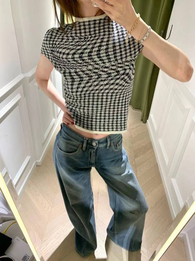 mm6 2025新款上衣 错觉图案凸显线条，充满个性与艺术感，Sml，P270