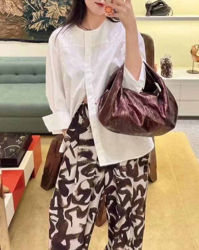 dvn 2025春夏新款长裤 晕染水墨油画印花 进口涤纶丝绸面料 高级光泽感 Sml，P400