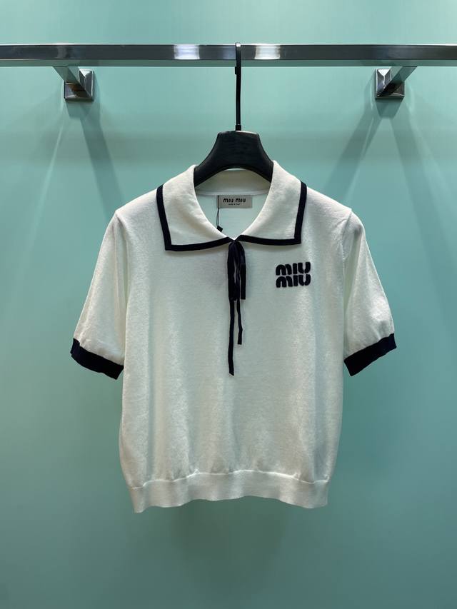 p260 Miu家｜25早春新款翻领撞色蝴蝶结字母Logo提花针织短袖
