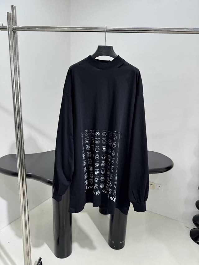 p270 *新品Emogi表情数码印花长袖T恤 棉质水洗针织面料 饰以巴家原创表情包图案 水洗做旧破洞设计 男女同款 推荐入 ： ：水洗黑