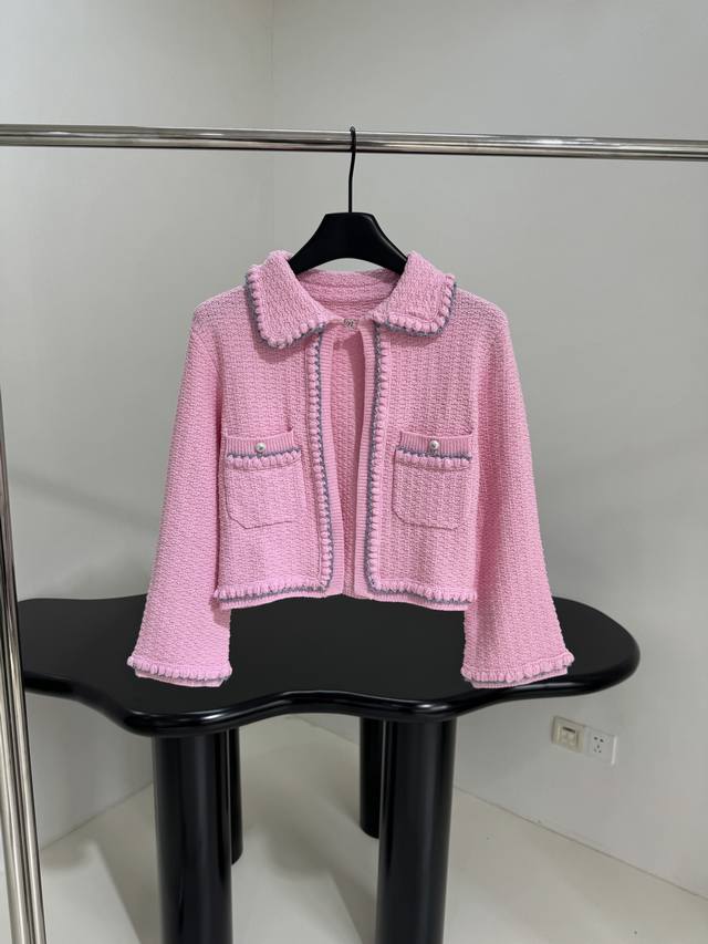 小香早春新品羊毛开衫 定织定染纱线 撞色针织饰边 香粉必入 千金风 ：粉色 ：S M L p590