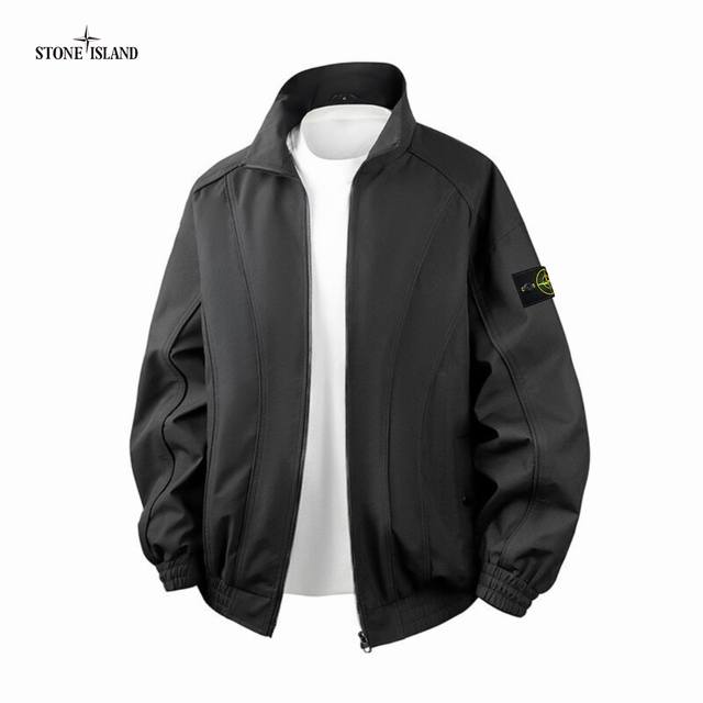 上新 ！！ ！！！ Stone Island石头岛 2025春秋户外透气宽松百搭茄克外套 网络线上 海内外人气爆款∽ 采用新颖独特外单优质料 宽松版 拉链连帽设