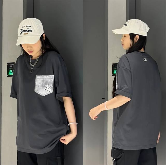 新款上新 高端品质 Mlb Ny洋基队 Ny仿牛仔字母款 Ny新品印花圆领套头短袖T恤 男女情侣同款，面料采用纯棉双纱，面料亲肤舒适透气，触感细腻Ny洋基队情侣
