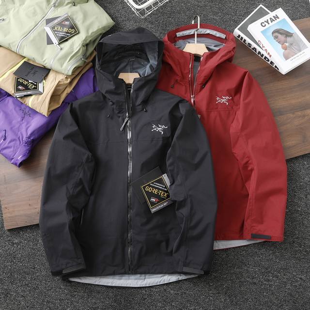 新款5色Arc’Teryx 始祖鸟Beta Lightweight Jacket 防水防风透气连帽休闲夹克外套 修身剪裁：Beta Light Weight 通