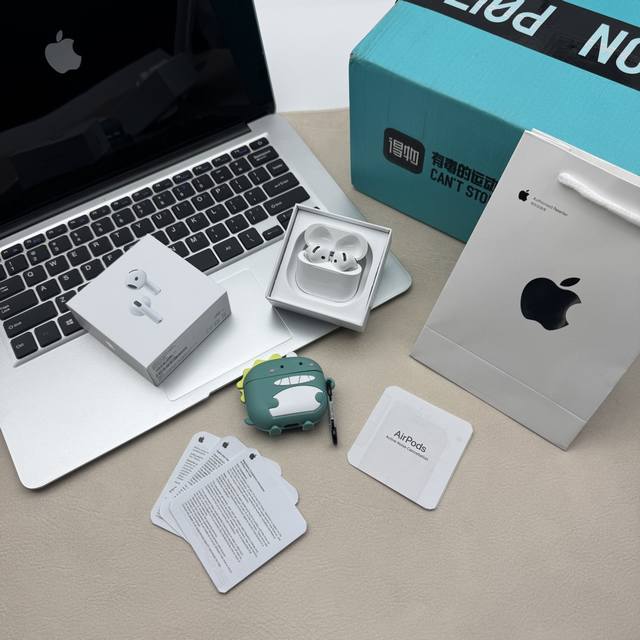 panda版本！供货 300 代购级品质！原版包装 Apple Airpods 第四代 佩戴舒适 半入耳式 真无线 降噪 耳机 1 限时赠送 随机 款式卡通保护