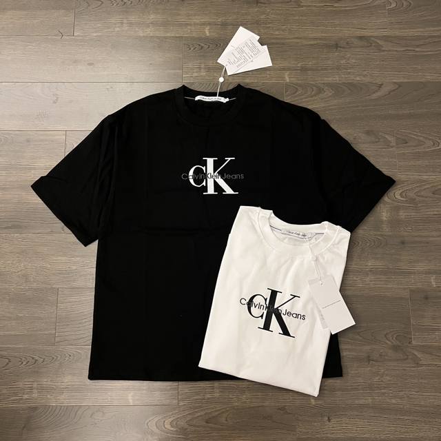 Calvin Klein Ck 经典大字母印花 Logo 刺绣情侣圆领短袖 T恤-原版代购品质 Color：黑色 白色 Size：S M L Xl Number