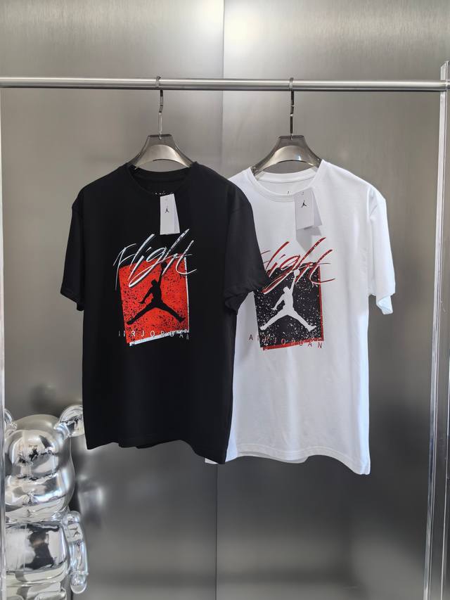 纯原版本！常青款！ 耐克乔丹Jordan2025夏季美式复古Logo字母印花运动休闲T恤 男女同款 胸前复古印花与现代时尚的完美结合 情侣上身更加与众不同 充满