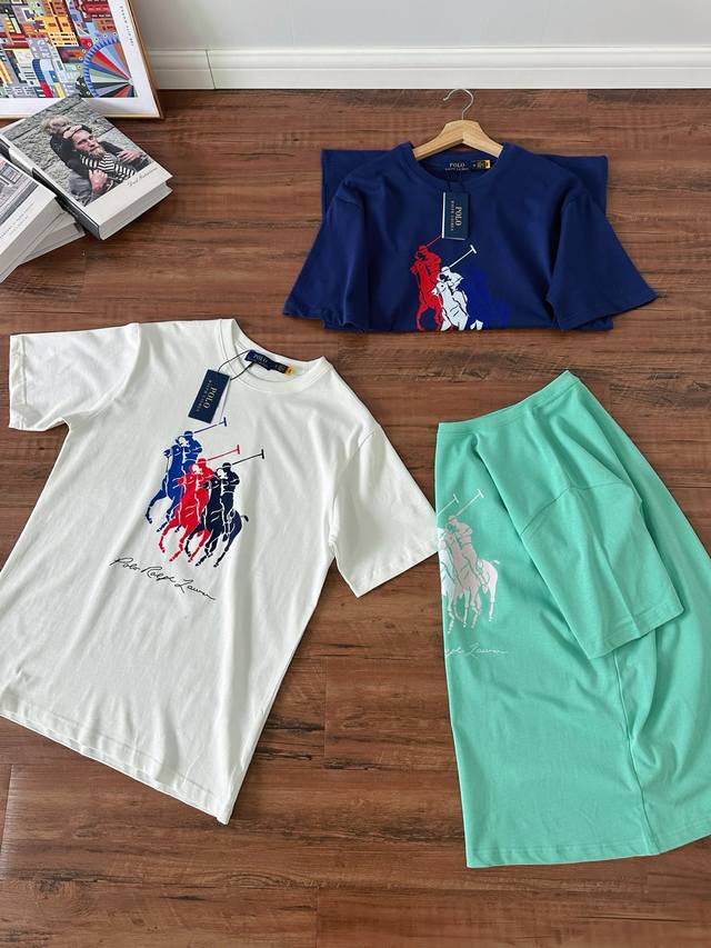 Ralph Lauren 拉夫劳伦2025夏季新款纯棉240克硅胶Polo压花圆领T恤 颈部主标Logo有二维码标，可以扫码验证，采用3D硅胶立体英文字母Log