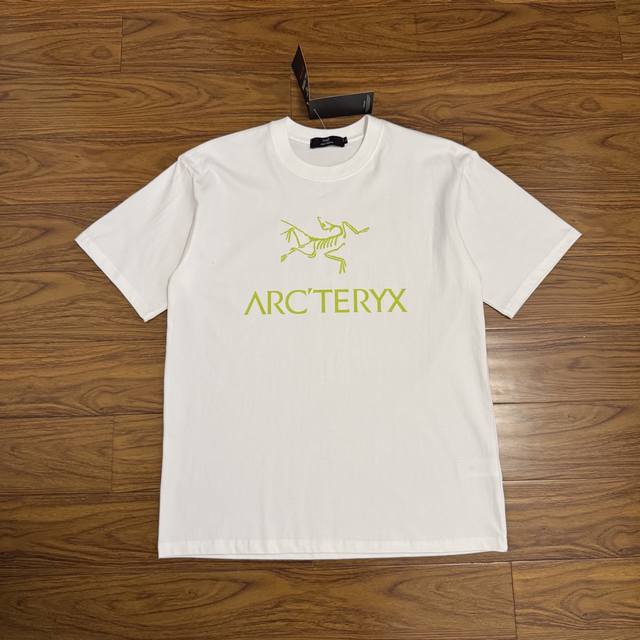 始祖鸟 Arcteryx 纯棉透气运动休闲男女宽松半袖纯棉圆领短袖 原版260G纯棉精梳面料 亲肤舒适 采用进口数码机器立体胶印 不开裂不脱胶 穿上就是舒适自在