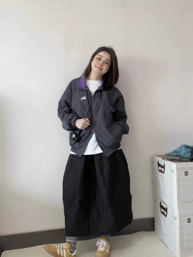 Stussy 斯图西山系户外撞色两面穿立领运动夹克外套 斯图西25春季新款 双面穿运动夹克推荐 运动宽松立领版型 双面可穿的设计 立领处撞色拼接 丰富色彩层次
