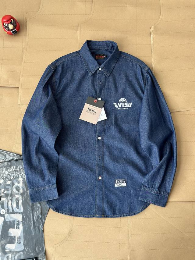Ev2025年春季新品男女同款休闲运动流行商标印花情侣衬衫 某猫在售1100，Y版面料62棉29聚酯纤维，手感舒适，一比一定位开模，绝对膏端重工的大身拼接工艺，