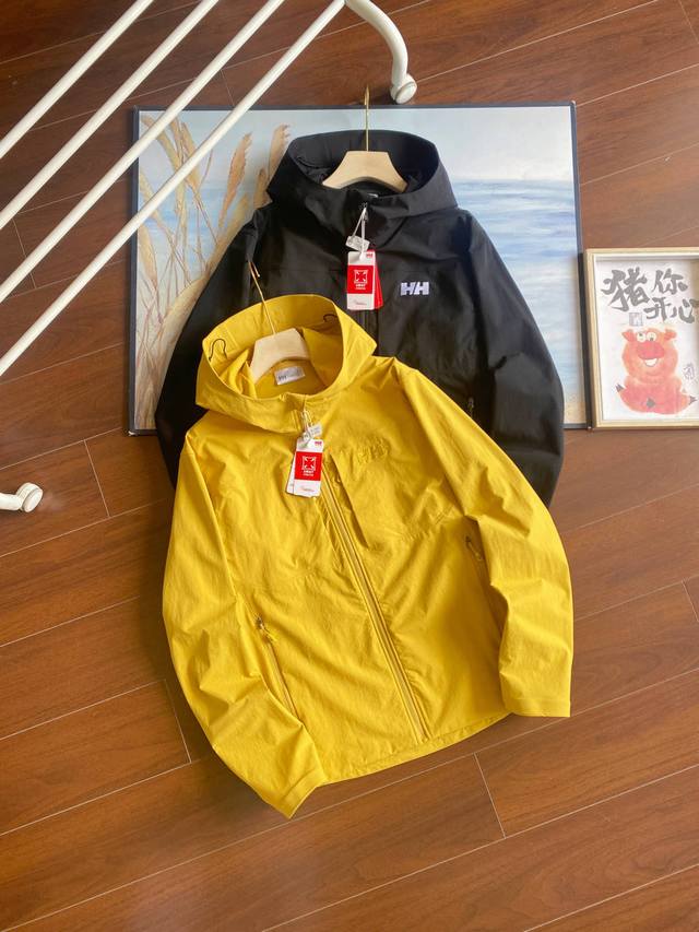 原单品质！随意对比！掌柜力荐，源于挪威的百年传承！Helly Tech科技面料， Helly Hansen 海丽汉森 Hh情侣款 轻量 防水 连帽 户外夹克外套