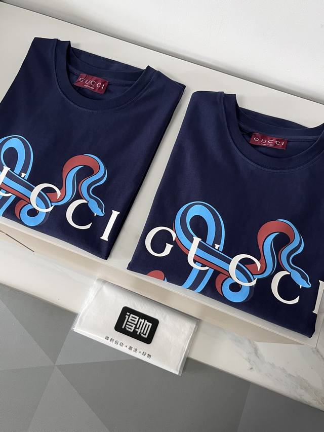 高版本操作 数码打印 2025Ss春夏Gucci 古驰蛇年限定短袖T恤，码数Xs-L 略同于平常M-2Xl ，男女同款，宽松版型，可参考文末尺码表，不用刻意加号
