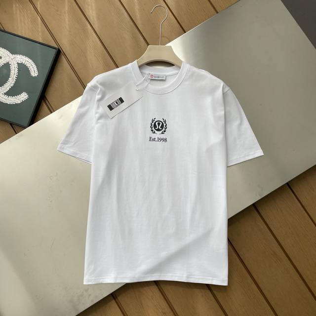 专柜还原顶级复刻版 Lululemon新款麦穗1998短袖T恤 男女同款 320克高克重32双纱纯棉面料，版型阔版，图案都做了发泡印花图案设计感十足， 百搭又好