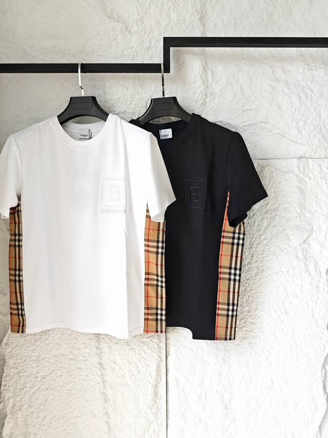 Burberry巴宝莉Bbr经典格纹拼接短袖T恤 英伦基因的摩登重组方程式 侧边格纹拼接 如白金汉宫卫兵换岗时的惊鸿一瞥 唯有深入品牌基因库 才能将经典解构成未