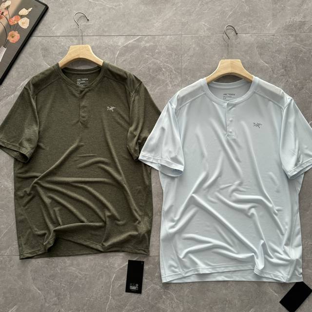 发 ！茑家Kadem Henley Ss 透气 男子 速干短袖T恤 官Wrmb1310+ 原吊牌原包装必入款 夏季徒步往往耗时长且需要应对多变的气温，轻量的Ka
