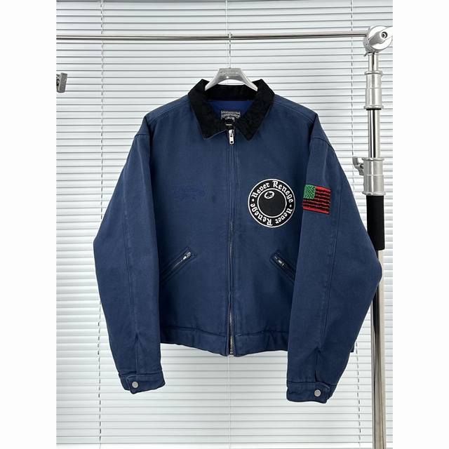 斯图西黑八黑桃工装夹克 海军蓝 S-M-L-Xl Stussy X Denim Tears联名重磅工装夹克｜原版开发 细节拉满 这件堪称本季最值得收藏的联名单品
