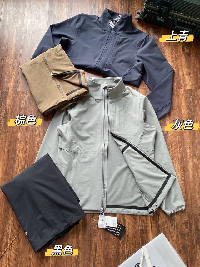 两侧贴缝设计~ 隐藏式的拉链~ 注意细节：内里全部做了无缝压胶条工艺！