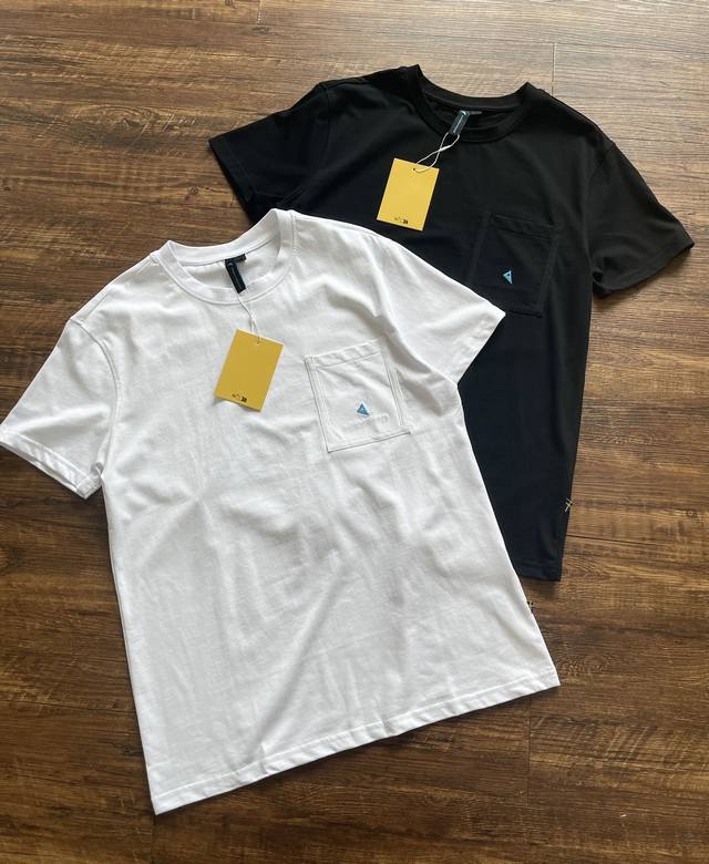 Klattermusen攀山鼠男款短袖T恤 根源口袋版 新品10420 Root Logo Ls Tee 短袖T恤-根源Logo版 纯棉短袖T恤，精致品牌Log