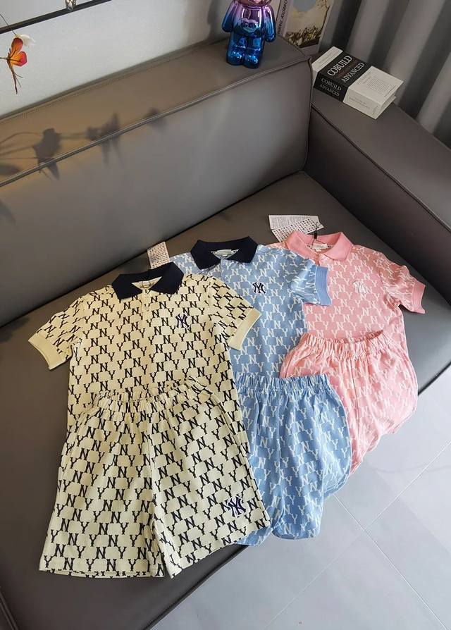 2630夏季新款 韩柜直供！原品Mib纯棉珠地老花满印！高颜值 高街刺绣潮童老花系列Polo短袖短裤儿童套装 颜色：粉色 蓝色 米色 尺码： -160码
