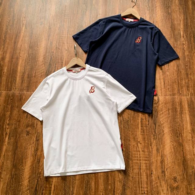 新品 Beanpole滨波 2025春夏男士新年系列短袖刺绣Logo正肩T恤！！ 宾博男士T恤，优雅圆领！！ 春夏男士新年系列短袖T恤延续了一贯的简约优雅风格，