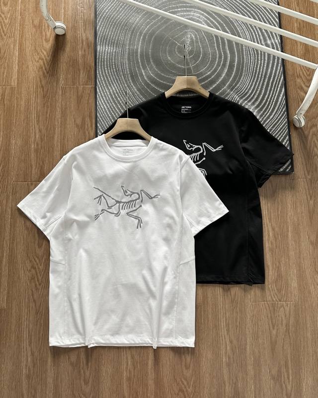 拿货 独一无二的品质 市场最高版本独家发布 可情侣男女同款搭配 高品质Arc'teryx 始祖鸟专柜同款两色大标志夏季新款无敌单品两色经典大Logo新品圆领舒适