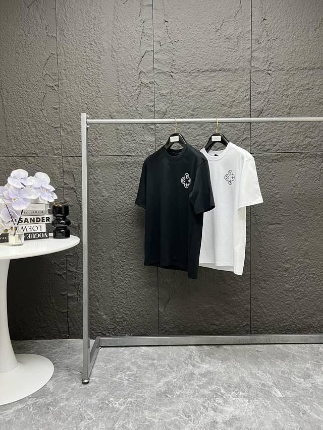 上新 独家臻品 新款Louis Vuitton路易威登Lv锁链字母Logo印花休闲情侣宽松短袖T恤，独一无二的活性环保面料染色，32支双纱精梳纯棉爽滑手感，纯棉