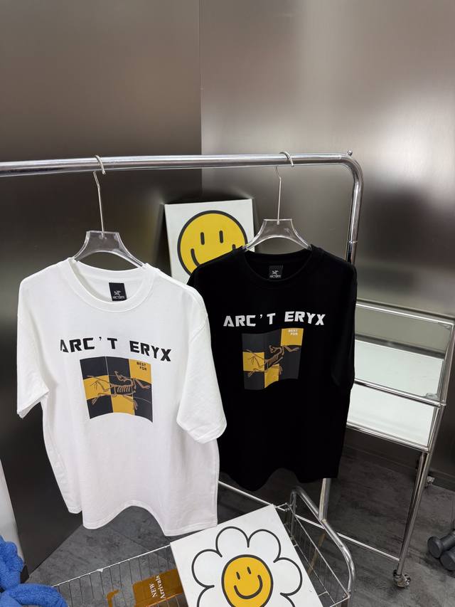 始祖鸟胸前标志短袖T恤情侣款 春夏新品Arc'teryx官网始祖鸟 Arc'word Ss 休闲 男女同款 棉质短袖T恤 领口采用有机跟缸螺纹无色差不变形 不变