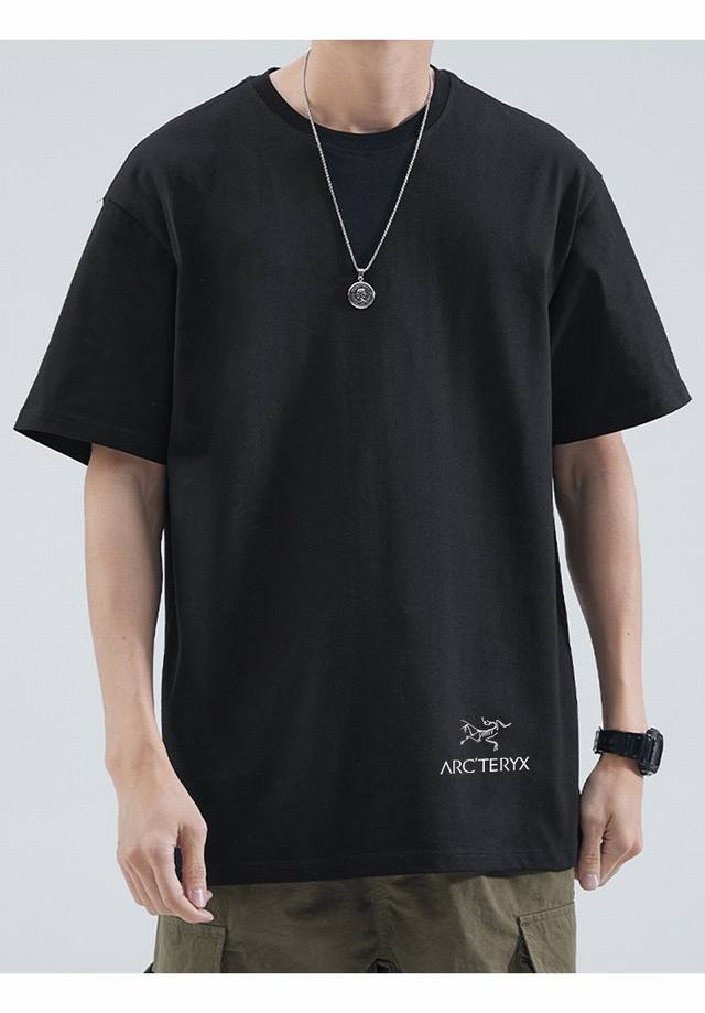 260G重磅纯棉 始祖鸟 Arc'teryx 下摆基础款Logo 打底衫 休闲宽松短袖T恤 户外运动上衣 男女同款 情侣款 面料工艺： 1.260G重磅纯棉，1