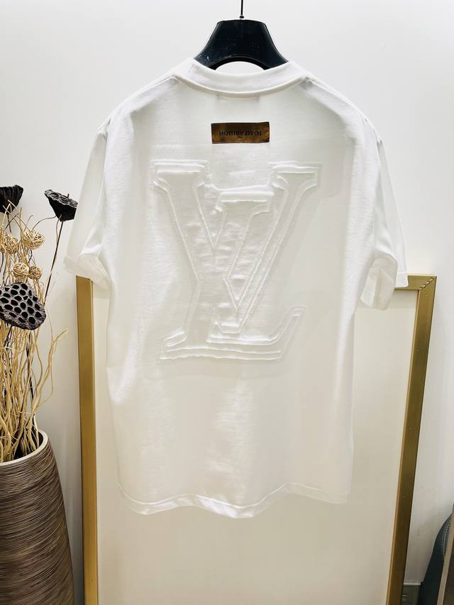 顶级最高版本 Lv路易威登Louis Vuitton 驴家1V 经典后背切割图案圆领半袖T恤短袖 男女同款 情侣款 宽松版型 最高版本 原版面料 高版本 高品质