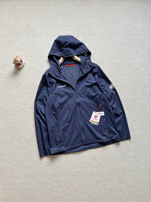 Mammut 猛犸象 最新款超轻量化Glider Light小冰象Upf70+超薄防晒衣 线上1000+ 公司订单！就一批无补！高级感！区别市场通货！ 采用Pe