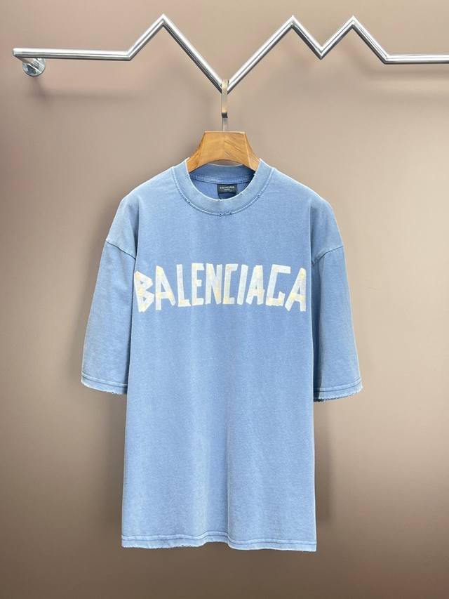 高端品质 巴黎世家Balenciaga 原版高克重纱纯棉面料 重工艺印花、破洞，手感滑爽 L极度舒适体验 十足的高级感，都保持奢华高贵的特有的视觉质感. 颜色：