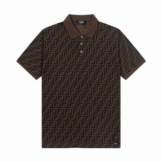 品牌：芬迪 Fendi 面料：纯棉丝光珠地 克重：230 颜色：黑色 棕色 尺码：M-Xxl 原版定制1：1细节还原 三标Logo齐全 高端定制 Ff毛巾布材质