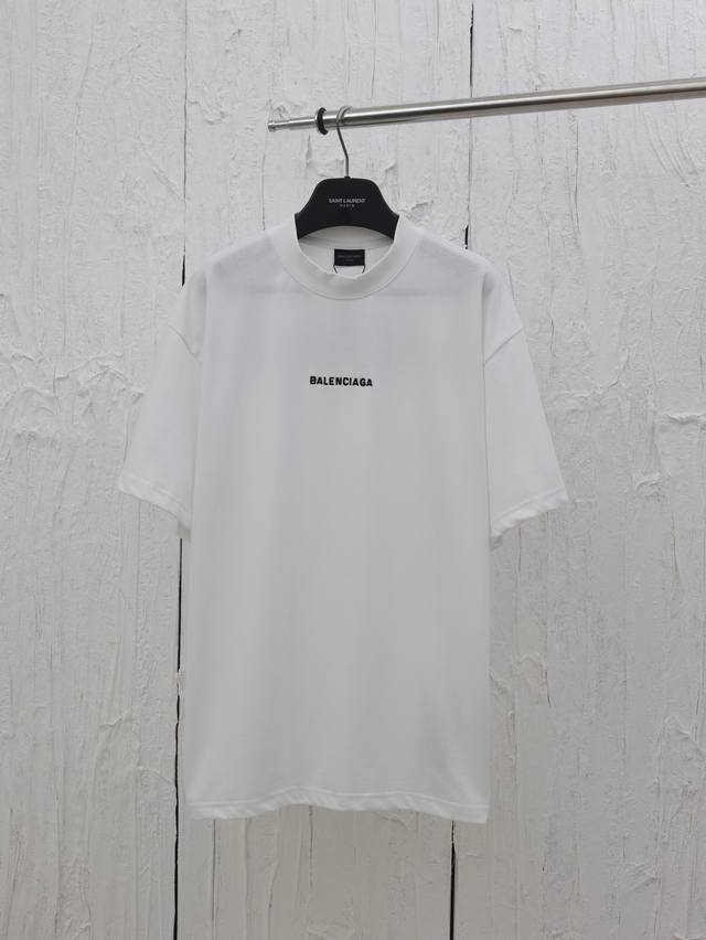Balenciag* 巴黎世家Blcg前后字母刺绣短袖 原版开发定织面料工艺洗水处理 厚实感十足 质感区别市场货 高度还原原 采用进口田岛机刺绣 完美接近正品