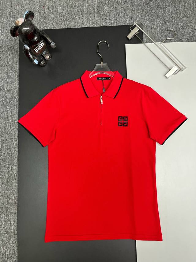 Givenchy 纪梵希 拉链刺绣新款Polo衫 原版面料 原版订制辅料 官方同款 采用210克丝光珠地棉，定制 同缸染面料 手感非常舒服爽滑 版型挺阔有型 一