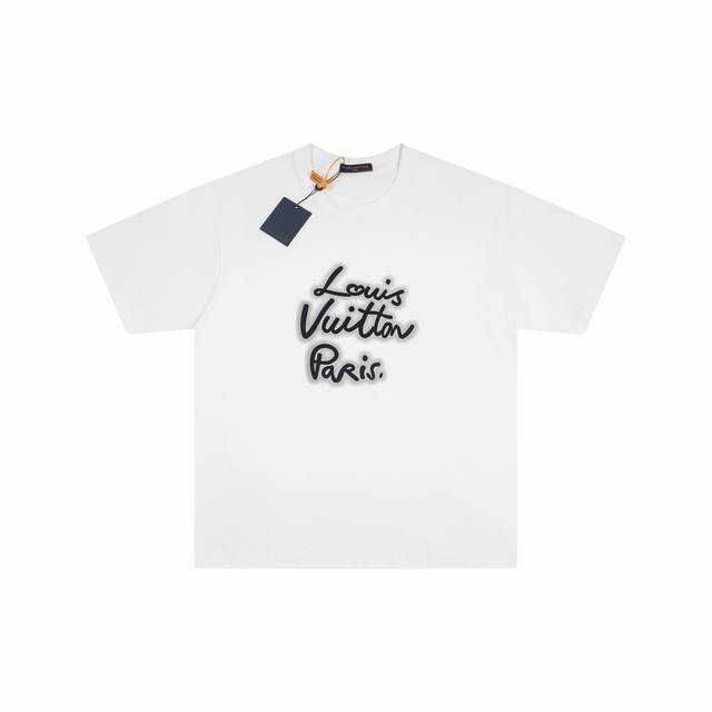 精品 Lv涂鸦Logo印花短袖 面料：规格采用实打实280G 100%纯棉 针织内的兰博基尼，定织定染！属于高敏感特殊色 我们对面料的要求是要在Uv灯光 D65