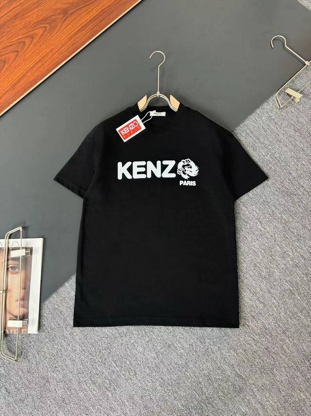 Kenz* 春夏最新款圆领时尚短袖T恤，重克纯棉双纱纯棉面料！贴肤舒适，耐看又好穿，经典印花工艺Logo设计，原厂工艺一丝不苟，休闲百搭必备款 码数 S M L