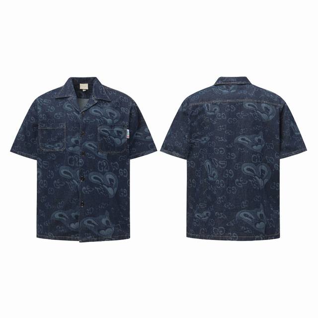 短袖 Gucci 古驰双G液态爱心心型提花牛仔衬衫短袖短裤套装 伦敦艺术家兼插画师Hattie Stewart的创意设计，为品牌早秋系列添注盎然活力和俏皮之感。