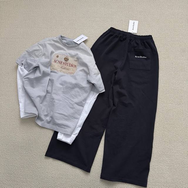 k206 Acne阔腿长裤，来自瑞典斯德哥尔摩的品牌Acne Studios，作为北欧极简风格的典型代表，在冷淡风的基础上经过艺术加工与升华，成为时尚界公认的时