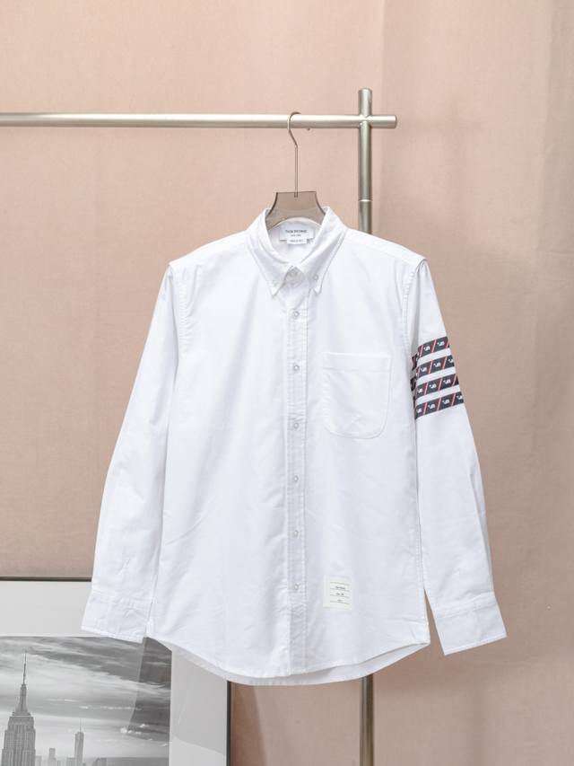 Tb新款袖子鲸鱼斜纹刺绣衬衫 Thom Browne 汤姆布朗.Tb衬衫经典新款袖子刺绣鲸鱼图案斜纹环绕牛津纺长袖衬衣 意大利制造产地小标 面料采用定制牛津纺面