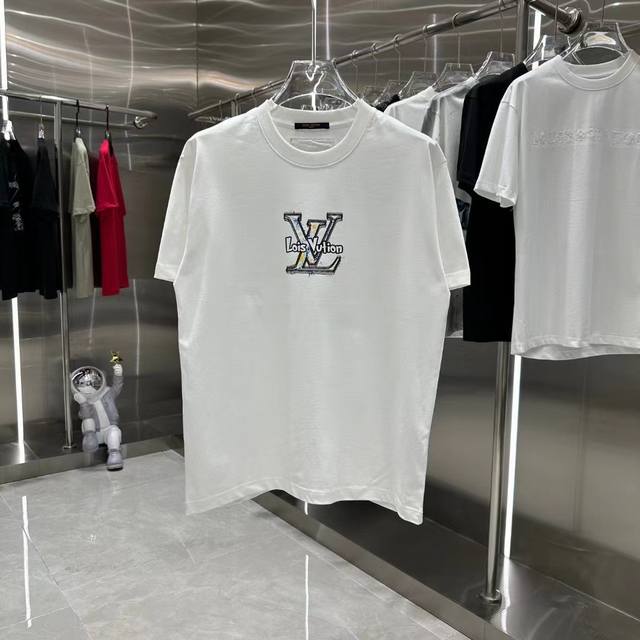 706 1V 早春新款短袖T恤 个性印花 男女同款 尺码: Xs~Xl 颜色: 黑色 白色
