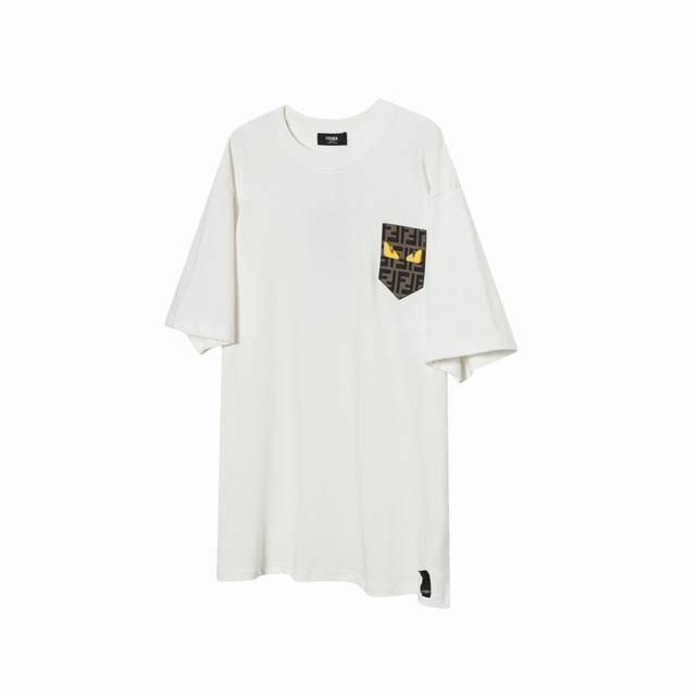 F21 Fendi 芬迪 25Ss口袋皮标满印眼睛短袖T恤 原版1：1定制皮标口袋 面料采用280克重精梳棉，定制32支1*1螺纹，成衣两遍水洗处理，面料舒适亲