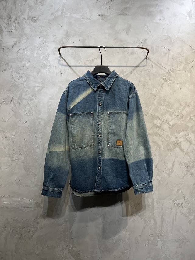 Louis Vuitton Ss25 徽章翻领单排扣长袖衬衫 男女同款 25 Sslouis Vuitton春夏系列 Logo徽章翻领单排扣长袖衬衫 情侣款 码