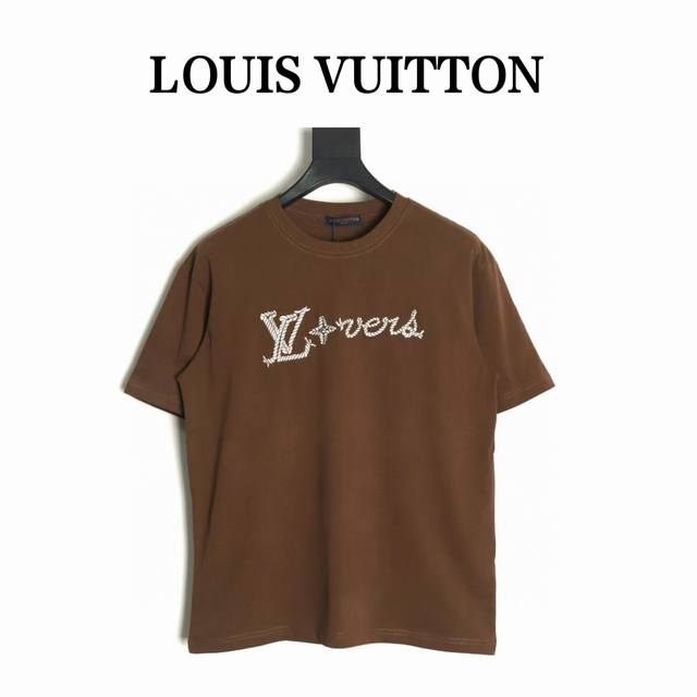 Louis Vuitton Lv 路易威登 麻绳绳结刺绣短袖 Lovers刺绣贴饰融入24秋冬秀场的套索Ropes元素风格，与后部路易标识相映成趣，优雅设计可轻