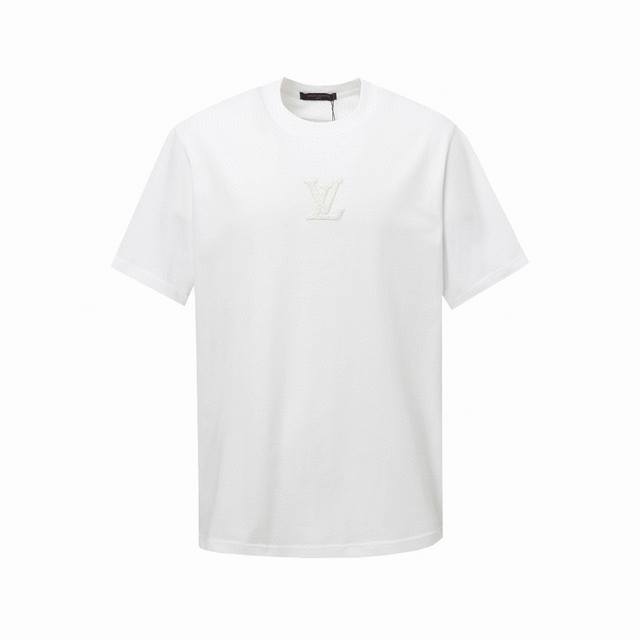Louis Vuitton路易威登 春夏新款Logo中空刺绣工艺短袖T恤 新面料 新版型 独家定织定染高克重紧密精梳棉面料 质感柔软舒适 Os落肩宽松版型 春夏